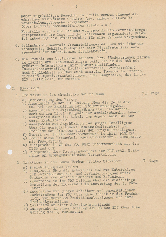 Dokument zum internationalen Lehrgangsplanes der FDJ-Hochschule Wilhelm Pieck am Bogensee