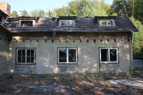 Beschädigtes Blockhaus von NS-Propagandaminister Goebbels am Bogensee